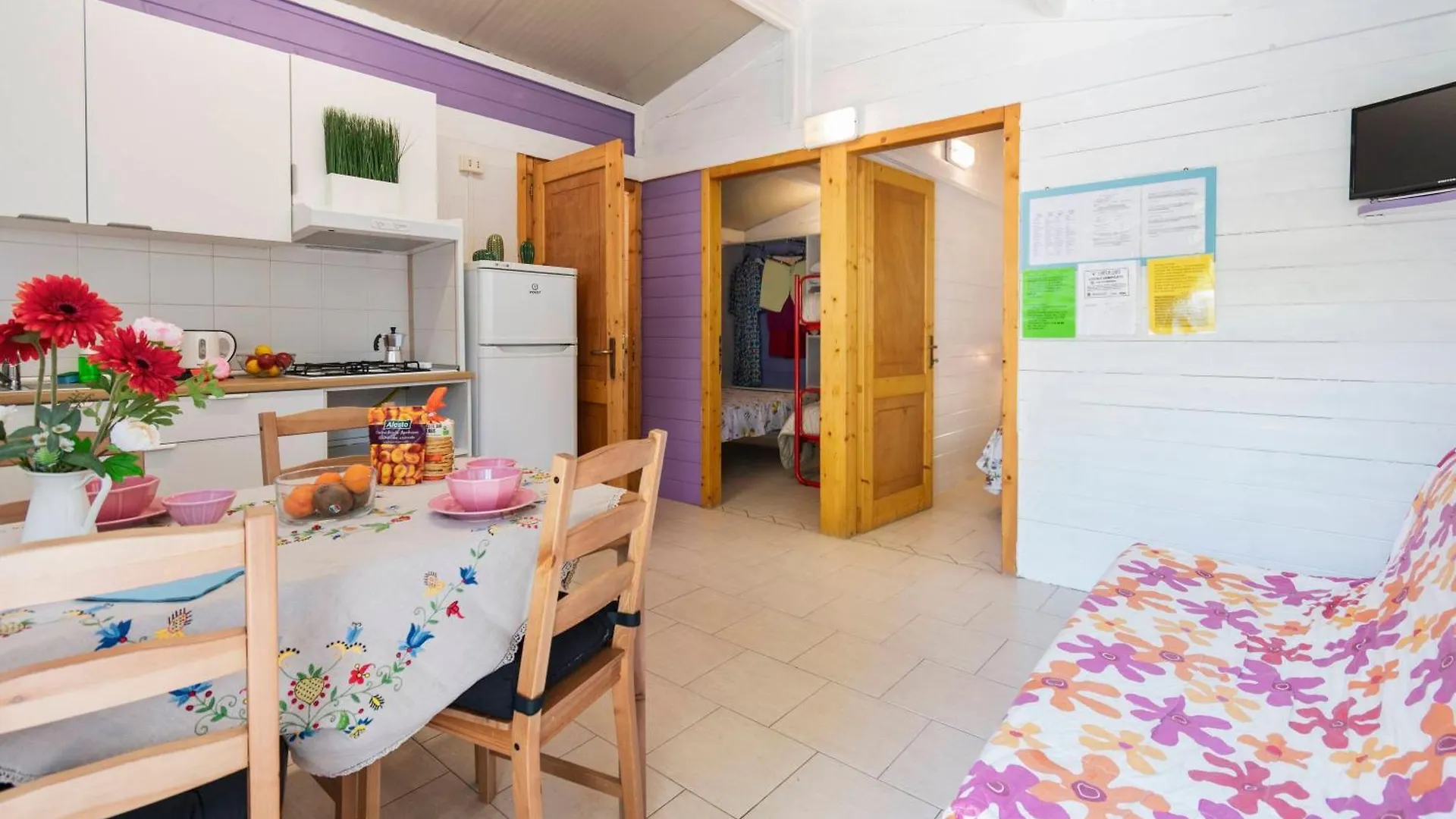 Camping Oasi Marina di Massa 3*,  Italy